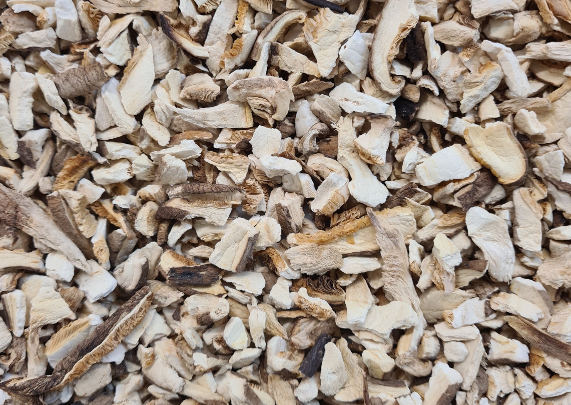 MQ21C Dried Shii Take Mushroom Pieces 2-9mm