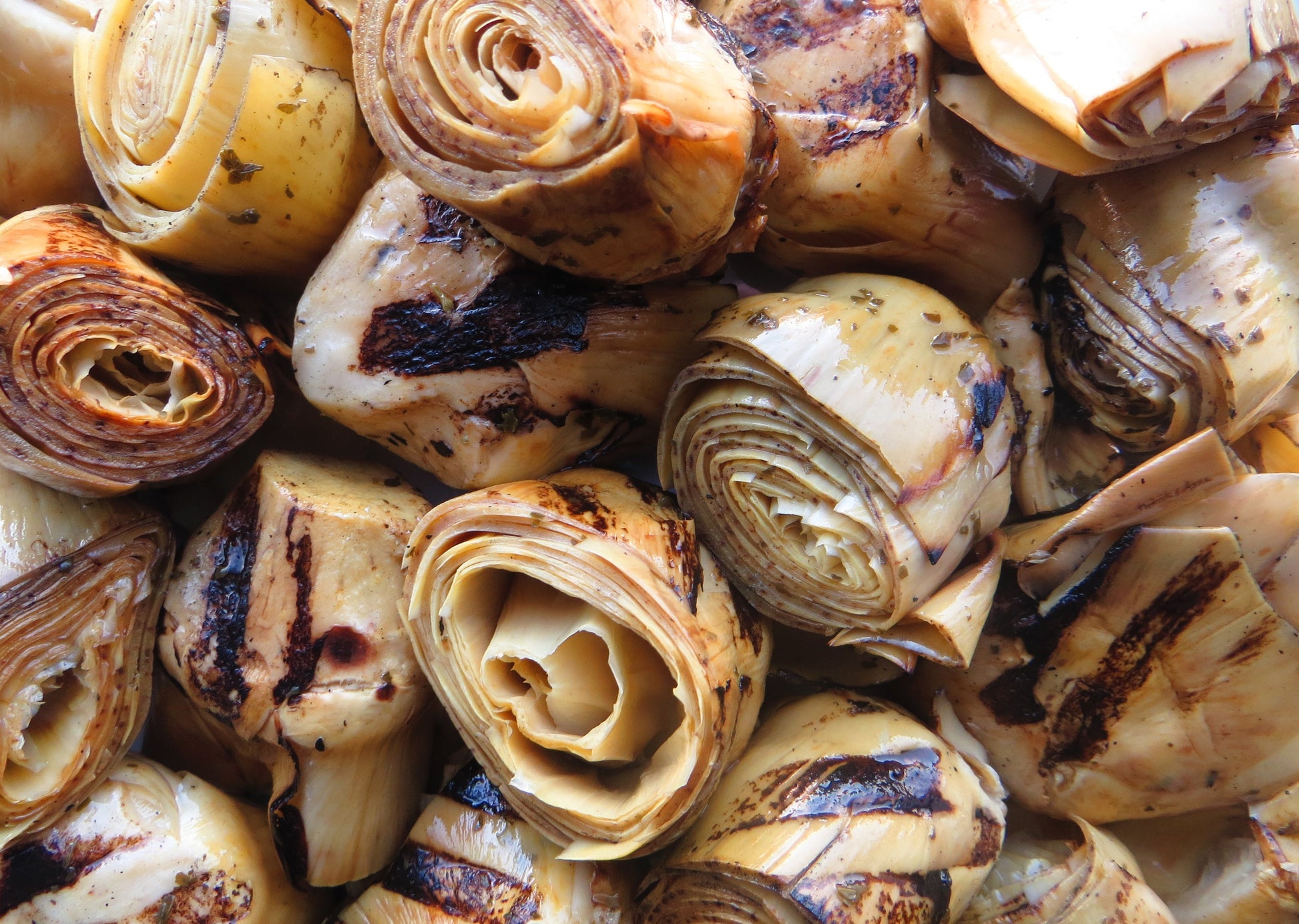 VM53A Whole Chargrilled Artichoke Hearts in Sunflower Oil